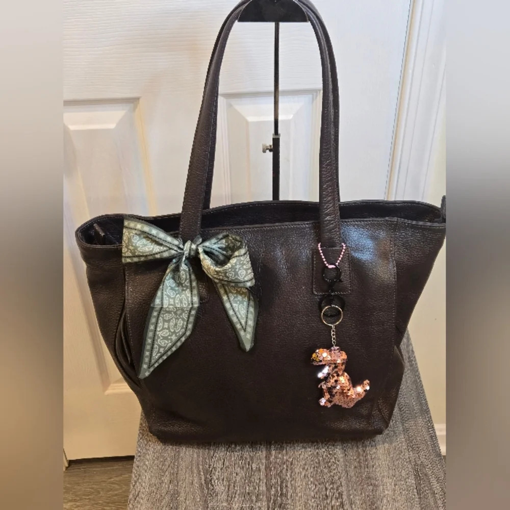 Maxima Milano Leather Purse